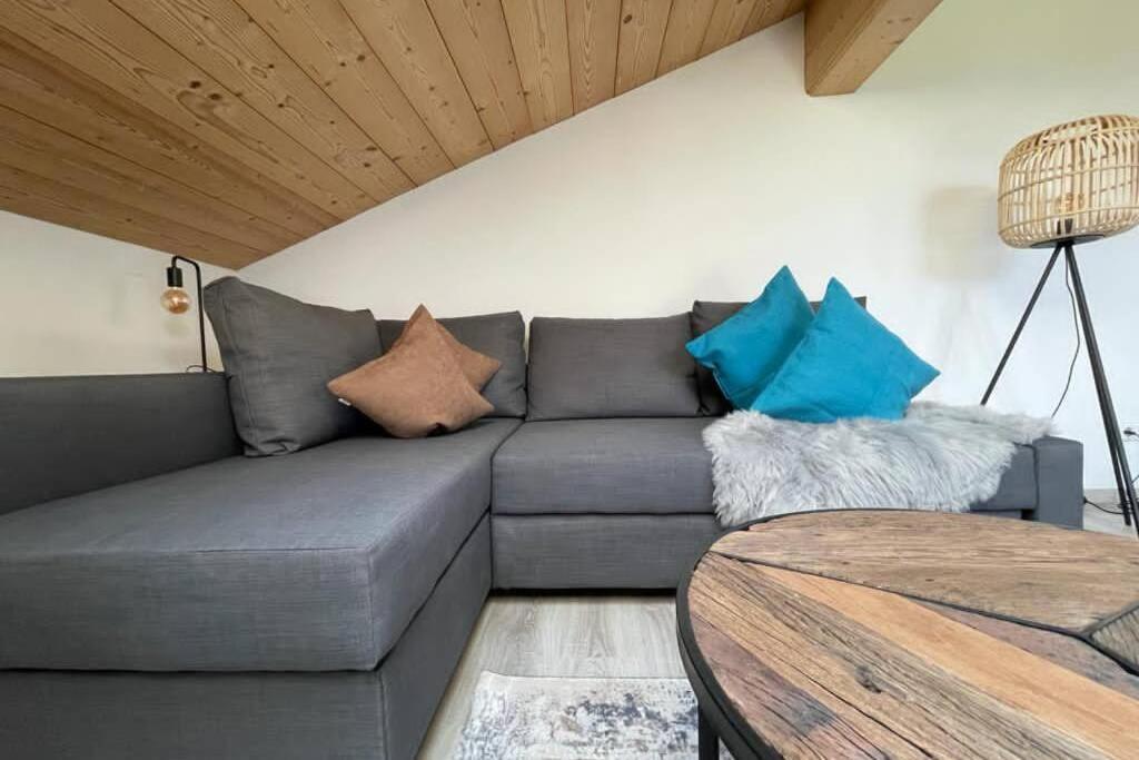 Gemuetliche Ferienwohnung Im Dg Am Tegernsee - Bergblick, Ruhe & Ganz Viel Platz Bad Wiessee Eksteriør bilde