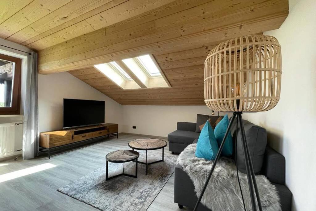 Gemuetliche Ferienwohnung Im Dg Am Tegernsee - Bergblick, Ruhe & Ganz Viel Platz Bad Wiessee Eksteriør bilde