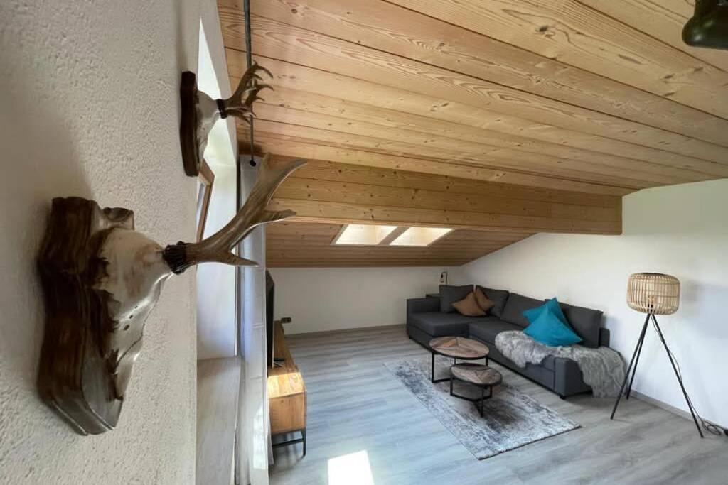Gemuetliche Ferienwohnung Im Dg Am Tegernsee - Bergblick, Ruhe & Ganz Viel Platz Bad Wiessee Eksteriør bilde